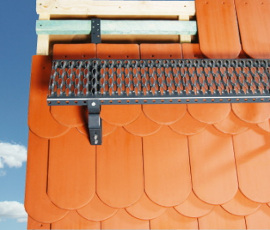 Jak zamontować komunikację dachową do dachówki karpiówki?