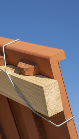 Spinka do dachówek betonowych i ceramicznych - typ J416