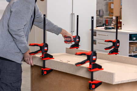 Ścisk jednoręczny szybkomocujący z uchwytem obrotowym Bessey EZ360M 150/60