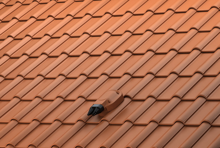 Przejście solarne i fotowoltaiczne Parotec do dachówki ceramicznej - Tondach Holenderka 11