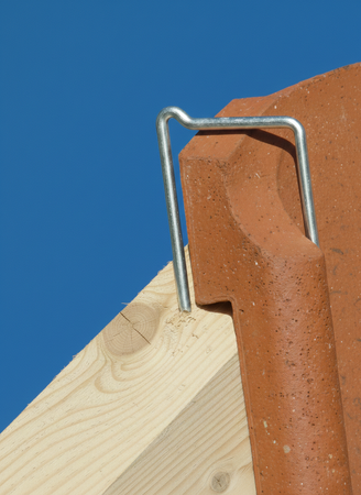 Spinka do dachówek cementowych - typ U "małe"