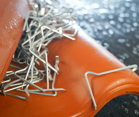 Spinka boczna do dachówek - typ UNI